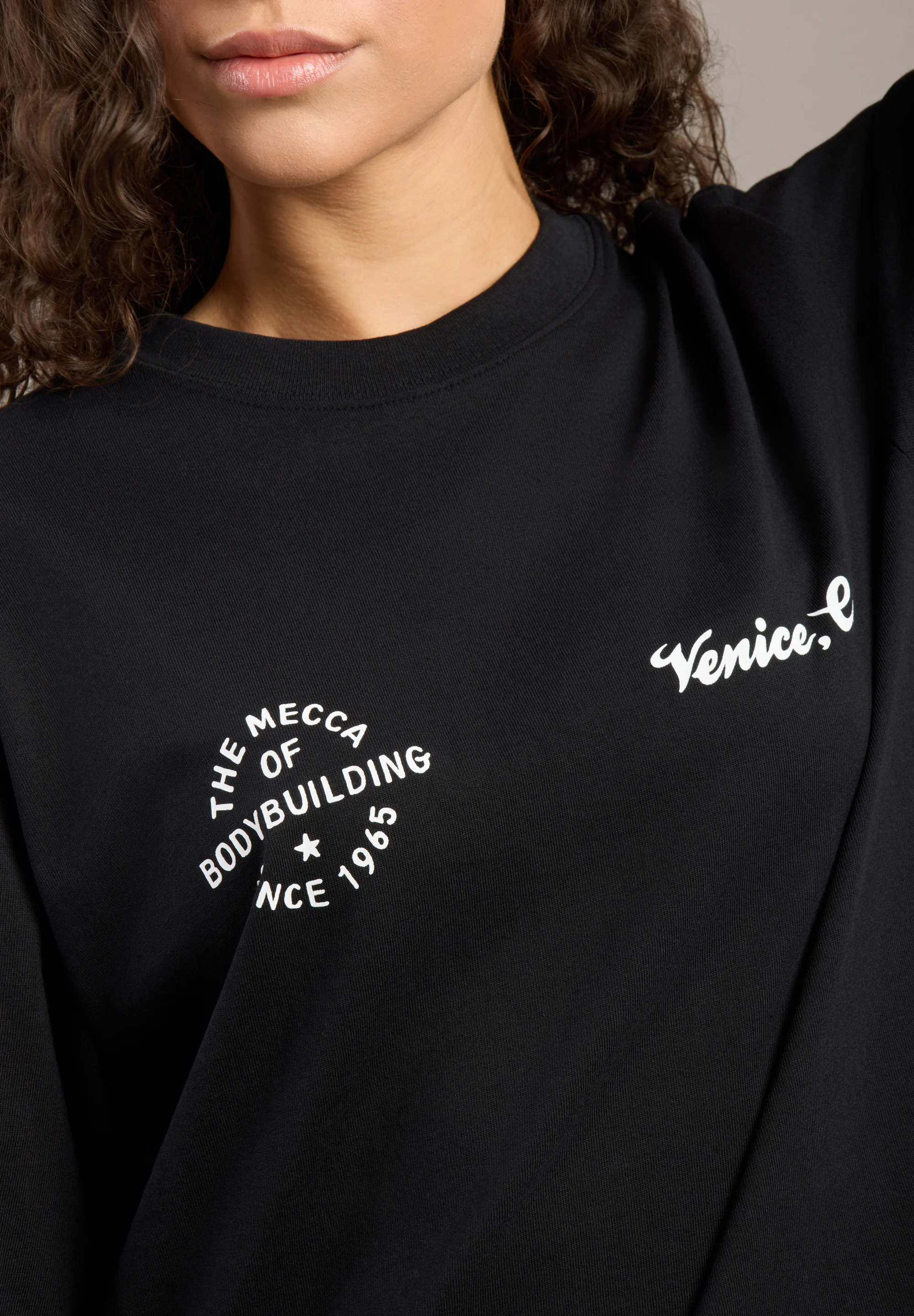 Gold's Gym® Unisex The Mecca Long-Sleeved T-Shirt - Image 5