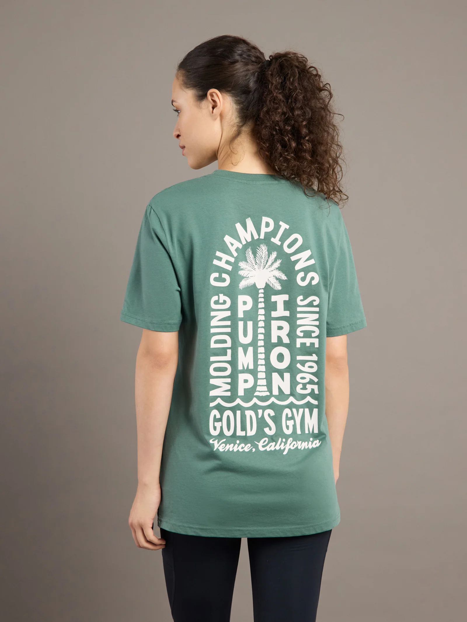 Gold's Gym® - Pump Iron 2025 - Green Beach T-Shirt - Image 5